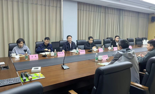 市政府副秘书长谭跃飞调研重点拟上市企业