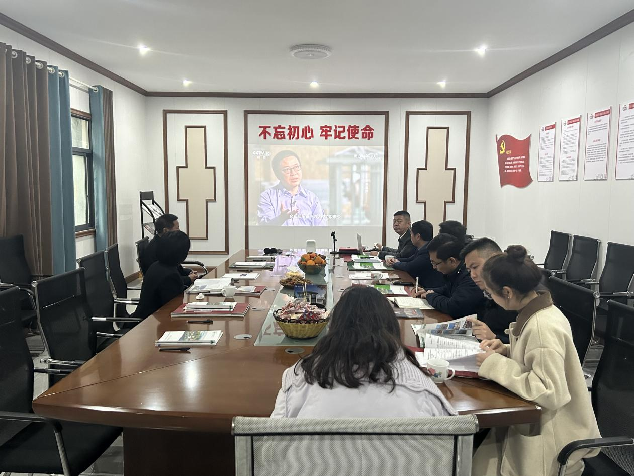 走访企业问需求 护航经济促发展