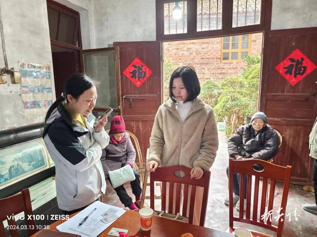 县人社局:生存认证家中办 温馨服务暖人心