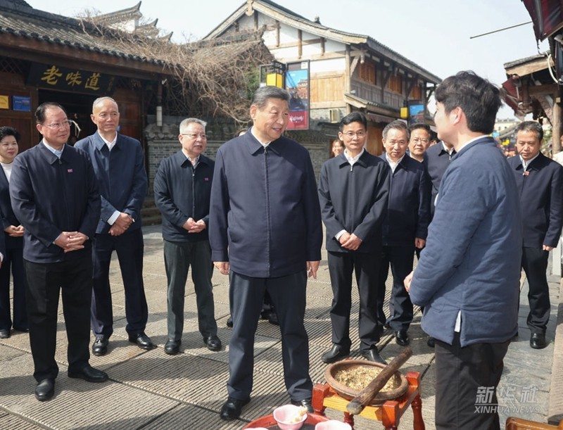 习近平在湖南常德市考察调研