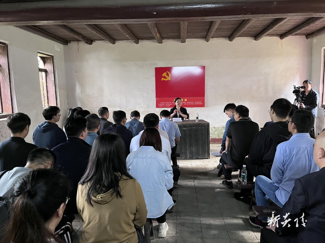 中村瑶族乡：做好“党建 ”文章 促进地企共建