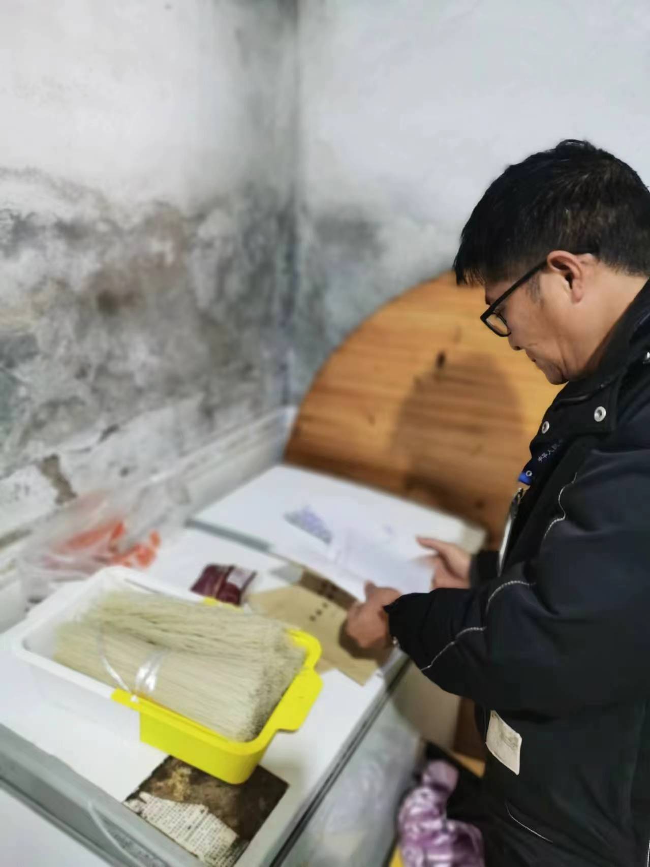 攸县市场监管局开展校外托管机构夜间突击检查