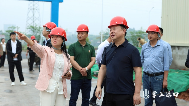 “五一”节前 李晓彤调研园区在建项目安全生产和环境保护工作