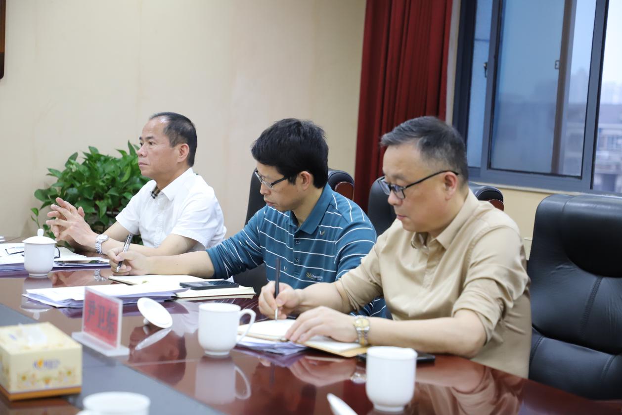 市生态环境局召开第四次理论学习中心组学习