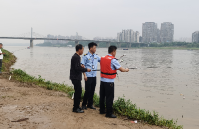 市农业综合行政执法支队开展打击非法捕捞联合执法行动