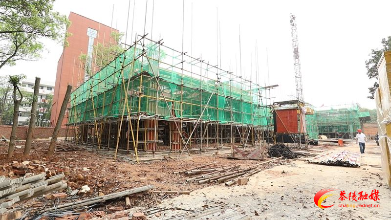 “徐特立科教楼建设项目”预计今年8月中旬完工投入使用