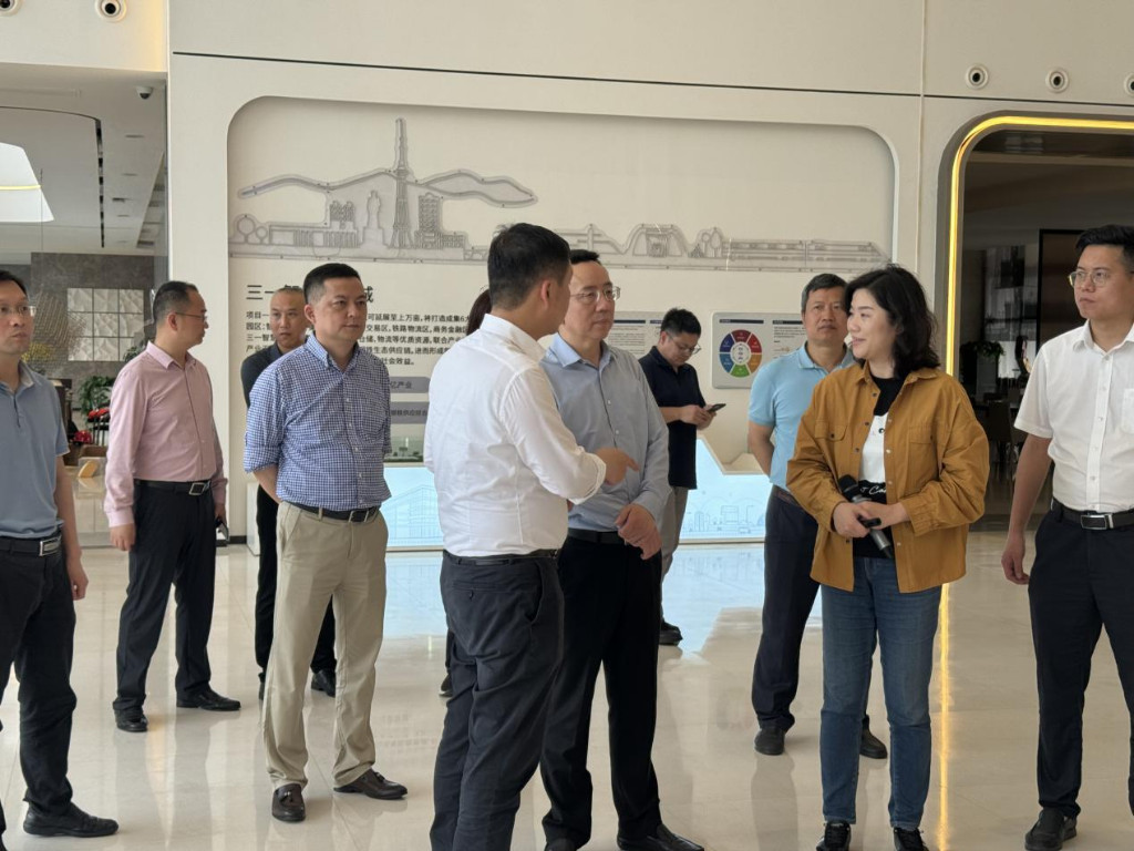 链长在行动丨易湘东调研智慧钢铁和现代物流产业