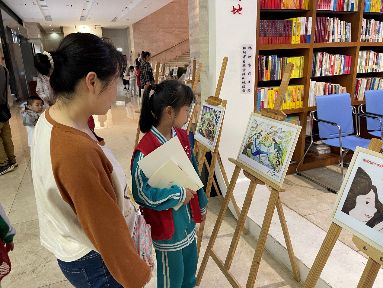 世界地球日：童心护地球 绿色我先行