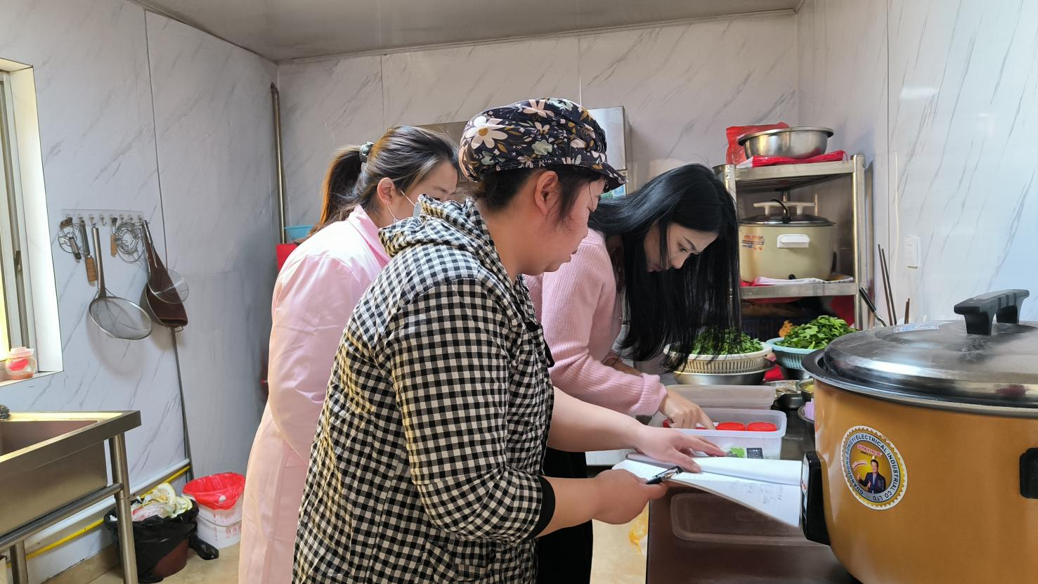 区民政局开展安全生产督查