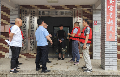 市农业综合行政执法支队开展打击非法捕捞联合执法行动