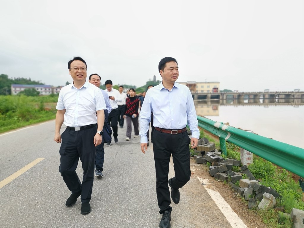 李鹏程督导安全生产工作 强调：以“时时放心不下、事事紧抓不放”的责任感 牢牢守住安全生产底线和红线