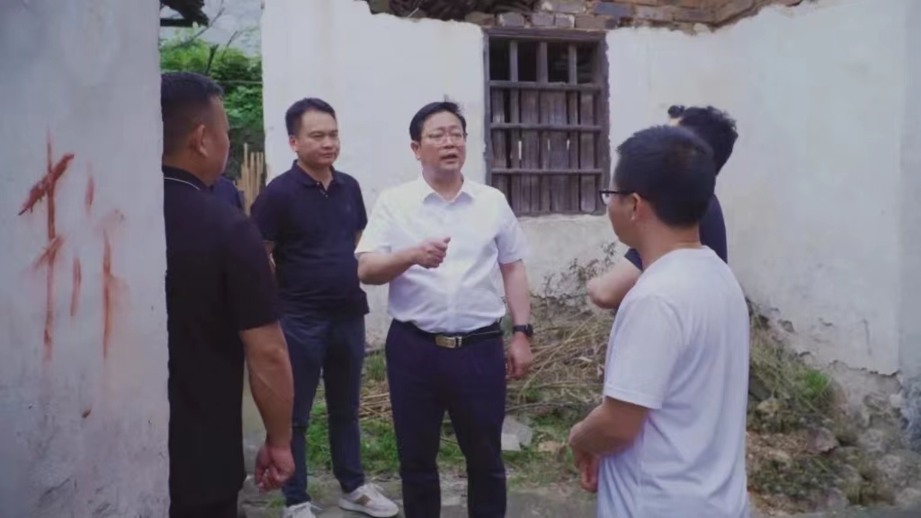 杨红兵现场督察生态环境保护工作