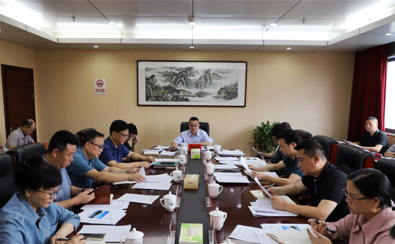 市生态环境局召开第六次党组会