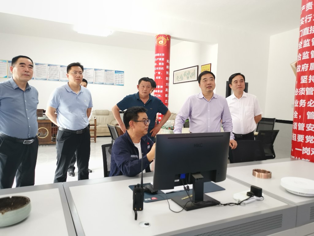 李鹏程调研莲塘坳镇经济社会发展