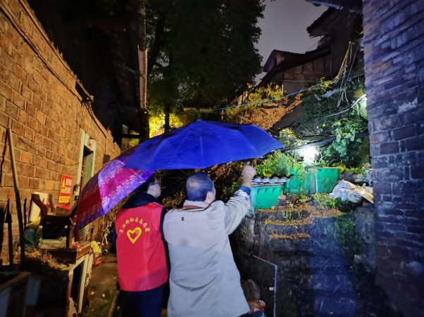 来龙门街道多措并举守牢房屋安全底线