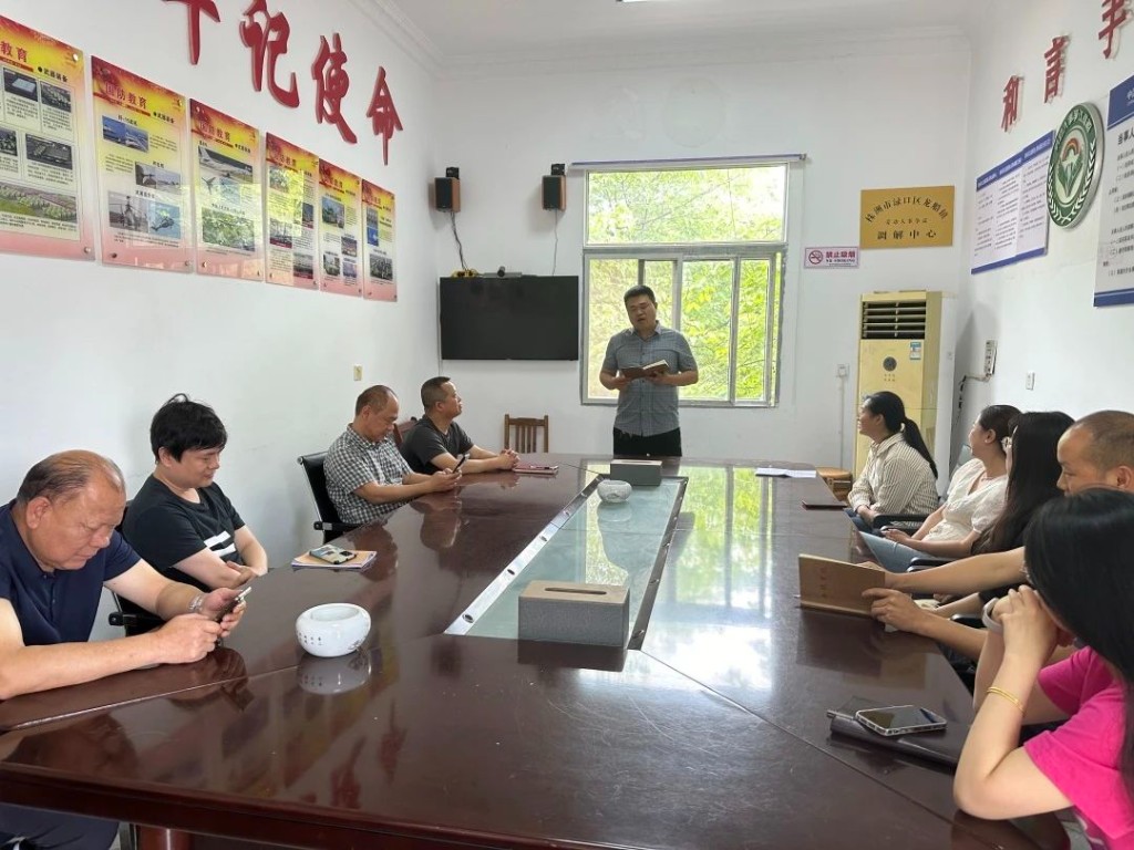 龙船镇农业农村办组织举办青年干部演讲比赛
