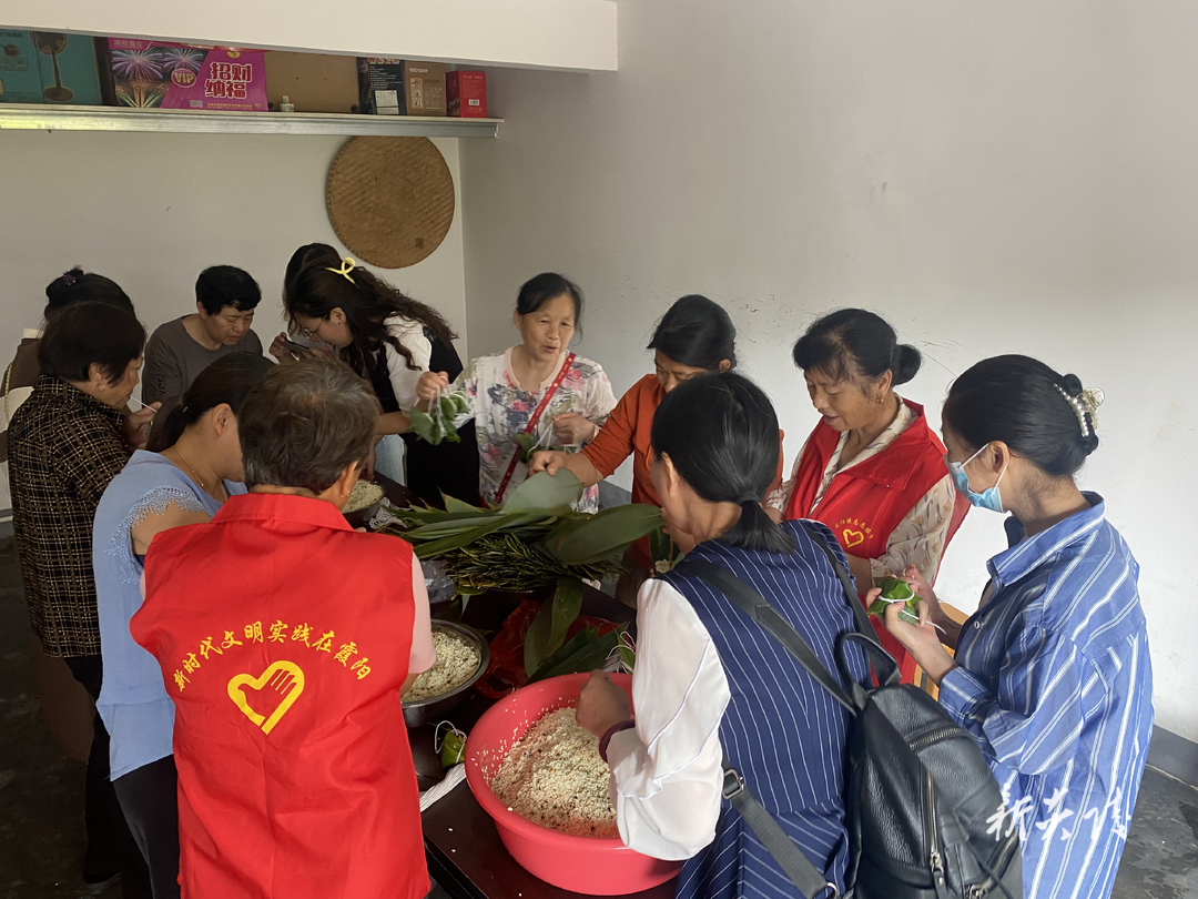 霞阳镇开展端午节系列活动