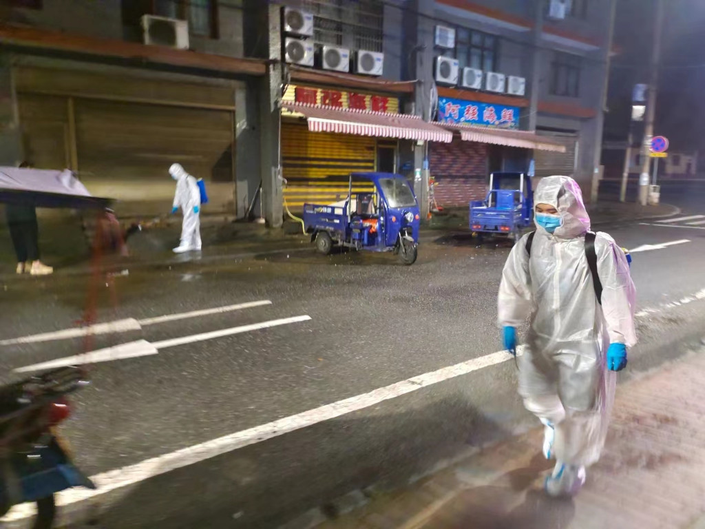 灾后防疫消杀 筑起健康“保护墙”