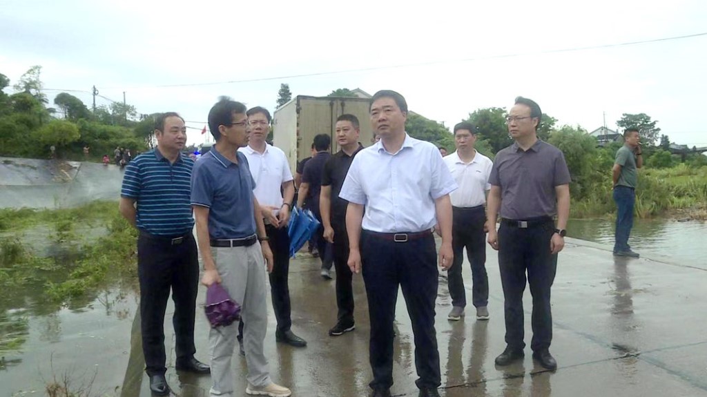 李鹏程督导防汛工作 强调：坚持人民至上 生命至上 确保安全度汛