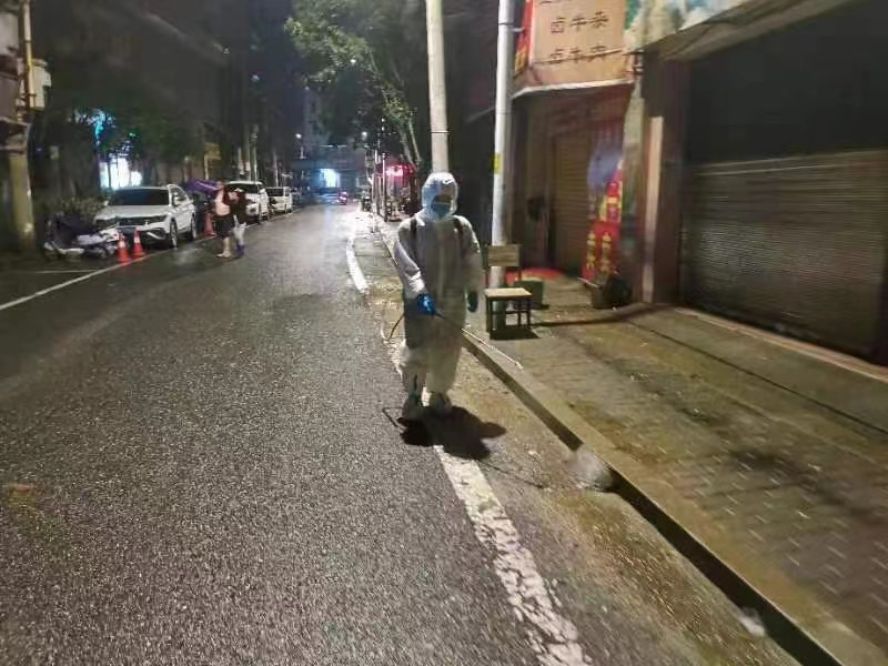 灾后防疫消杀 筑起健康“保护墙”