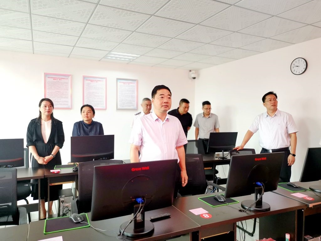 李鹏程督导全县2024年高考备考情况