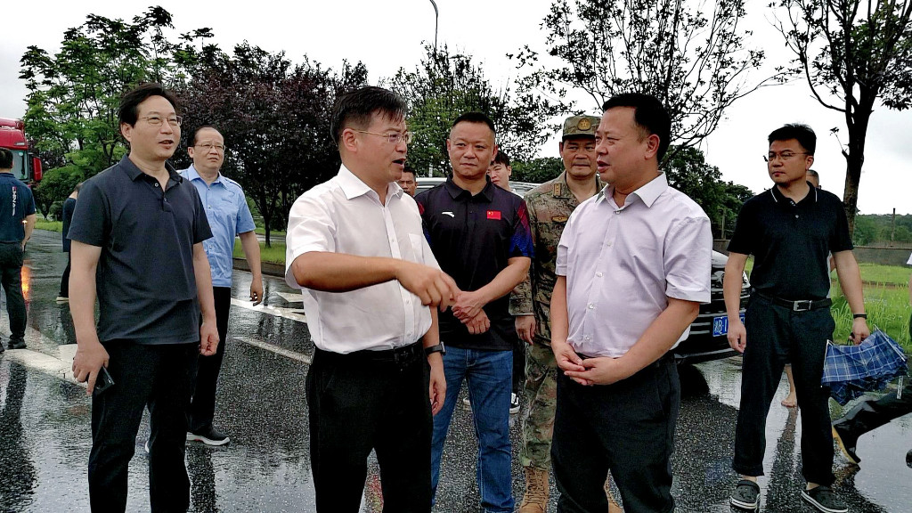 省应急管理厅一行来渌口区督查防汛备汛工作