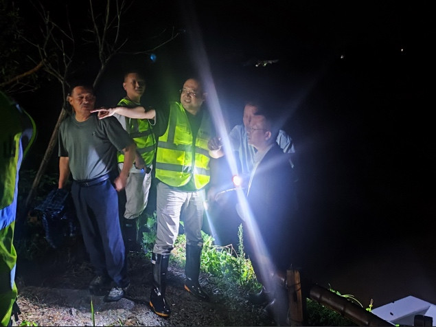 茶山镇：风雨同舟，众志成城！坚决打赢防汛救灾攻坚战