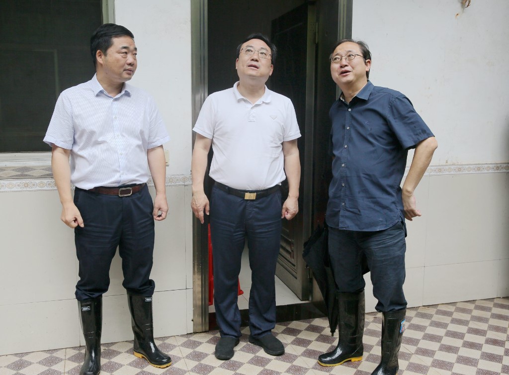 市委常委、市委统战部部长罗绍昀来攸督查防汛工作