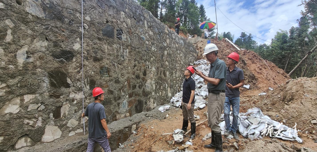 霞阳镇：铆足干劲 全力以赴 加快推进项目建设