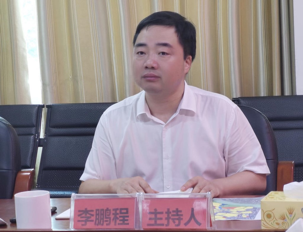 李鹏程调研校园周边安全工作 强调：多措并举 切实筑牢师生安全“防护网”