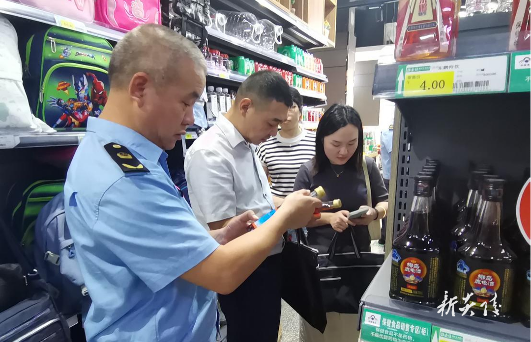 市食安办、市场监督管理局在来炎陵开展食品安全重点领域专项检查