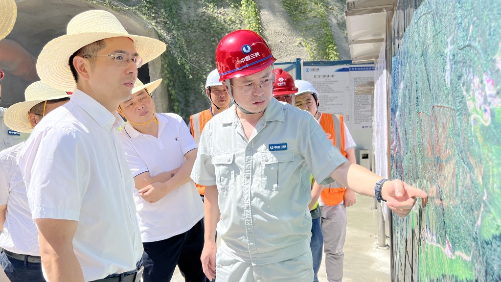武挪强调研广寒坪抽水蓄能电站项目建设工作