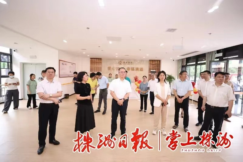 曹慧泉到市第一老年养护院调研