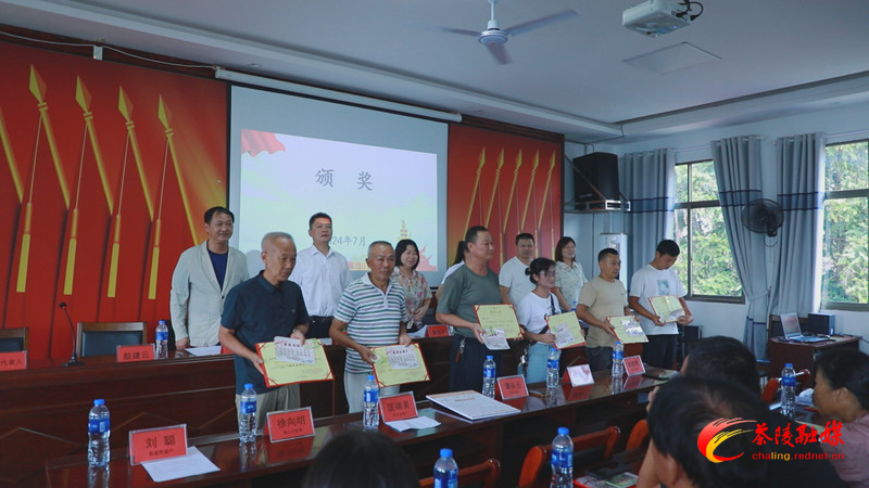 【移风易俗在行动】思聪街道三华村：爱心超市“小积分” 兑出乡风“大文明”