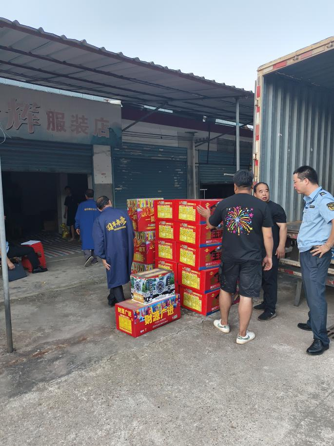 强化法治意识 守牢安全底线
