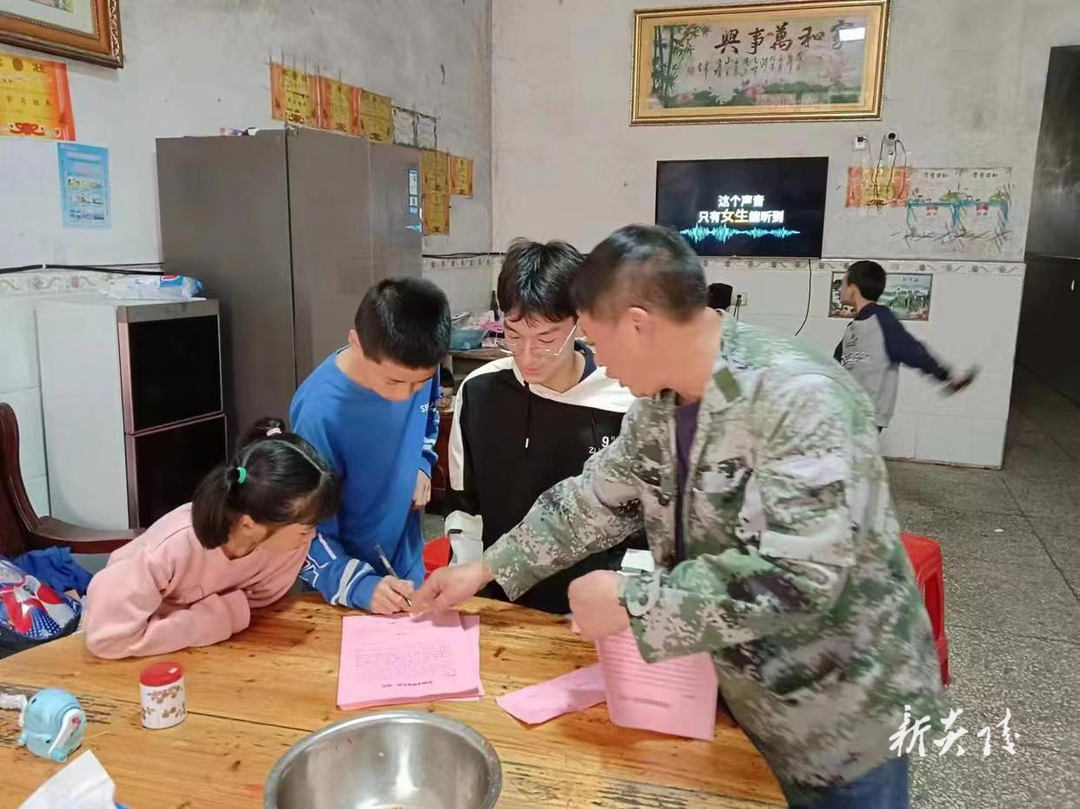 船形乡：人大代表来助力 构建防溺水“安全堤”