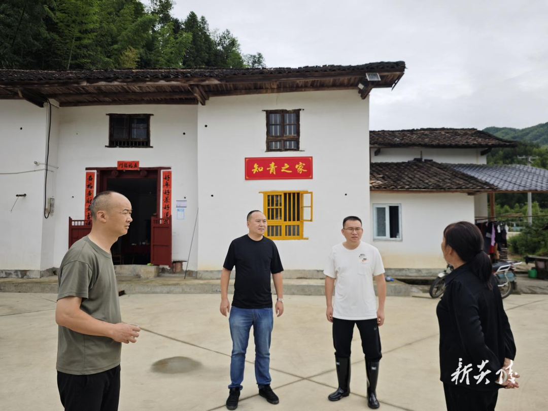 垄溪乡：促进民宿旅游与黄桃销售双轮驱动发展