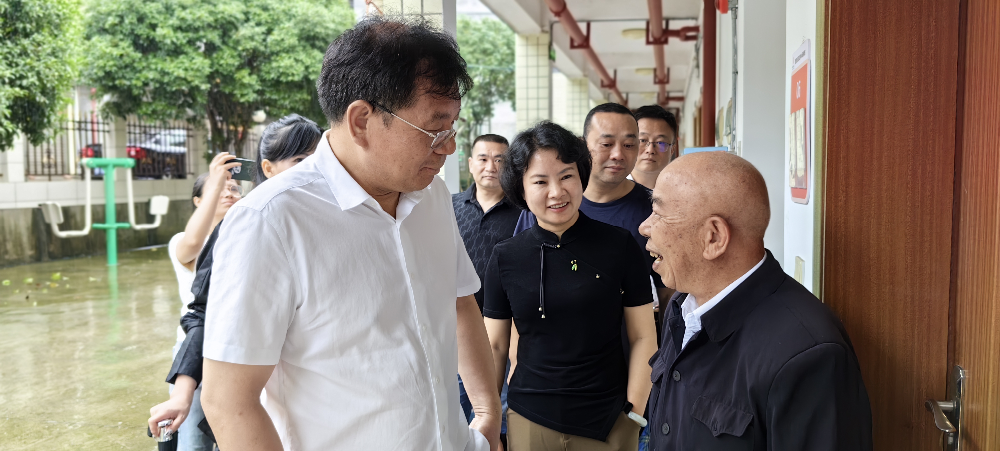 闻“汛”出击，全力守护老人平安