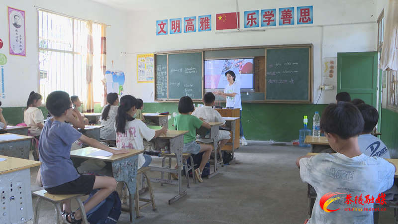 茶陵县选调生联合武大支教团在乡村开启“筑梦”之旅