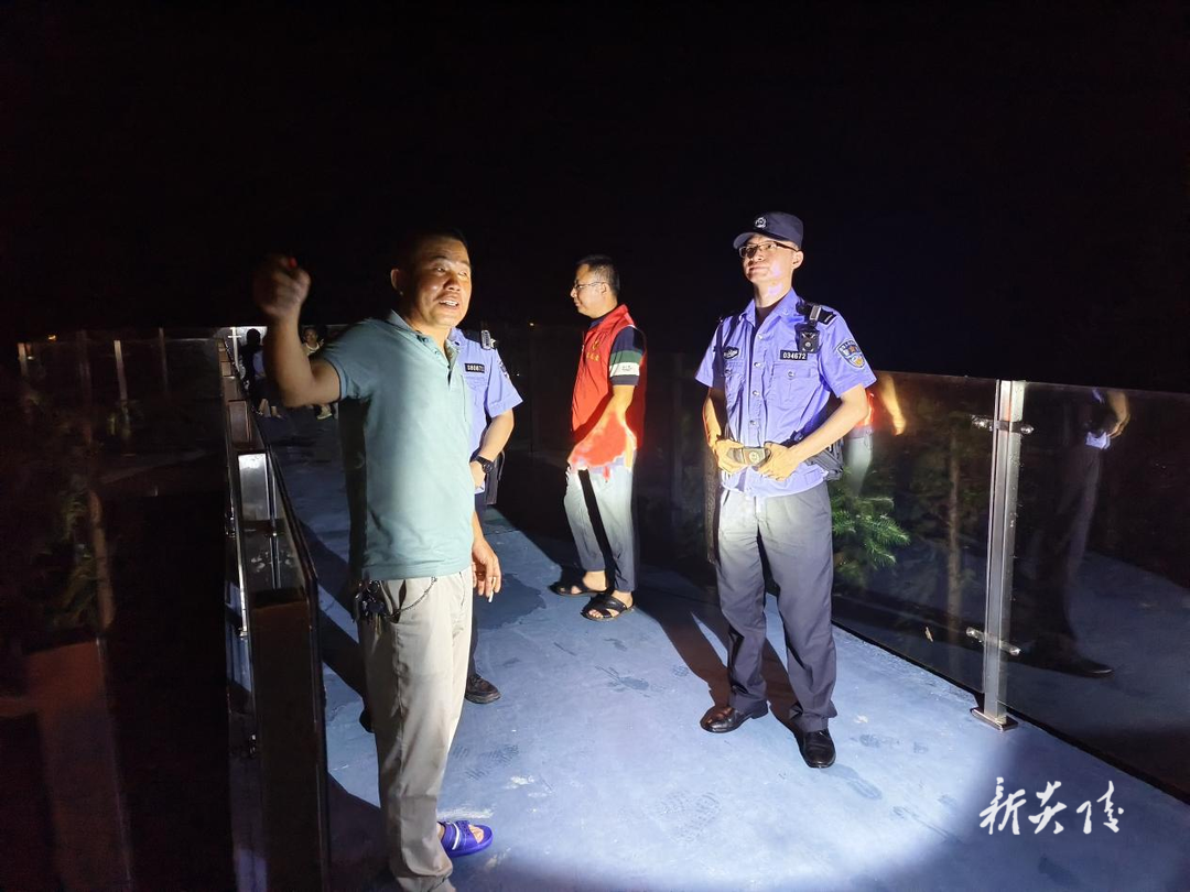 十都镇：当好群众“守夜人” 点亮游客“平安灯”