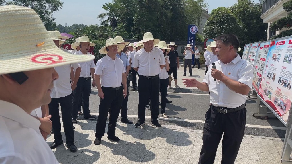 醴陵观摩考察团赴湘东区考察学习