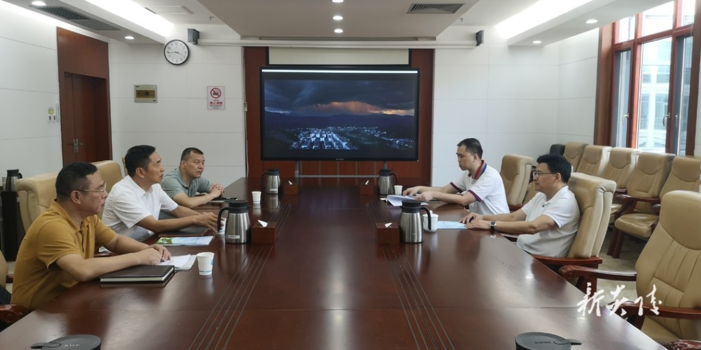 尹朝晖到省应急管理厅、省民政厅、省自然资源厅汇报对接工作