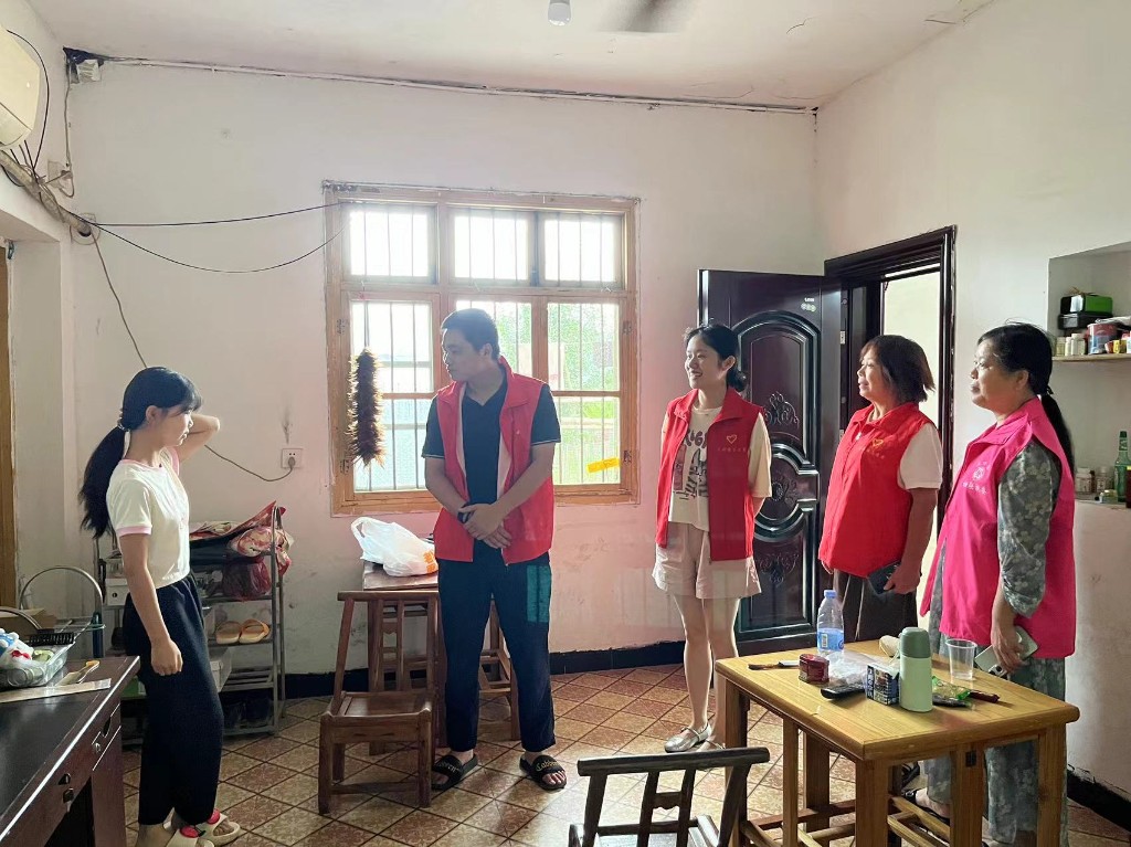 龙船镇：入户宣传防溺水 筑牢生命防护墙