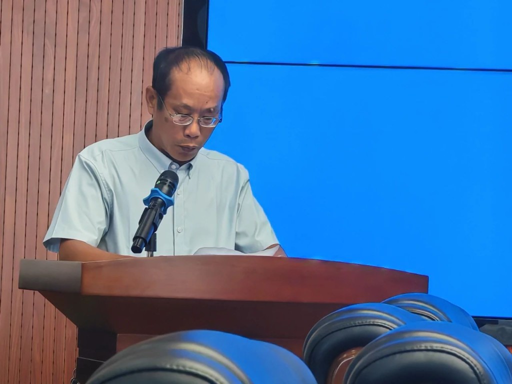 这场会议，他们荣誉加载 砥砺前行！