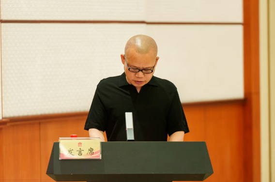 刘克胤向市人大常委会报告2023年度市级预算执行审计情况
