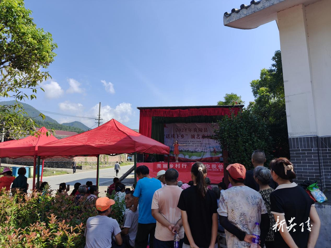 中村瑶族乡：夏日里的艺术盛宴