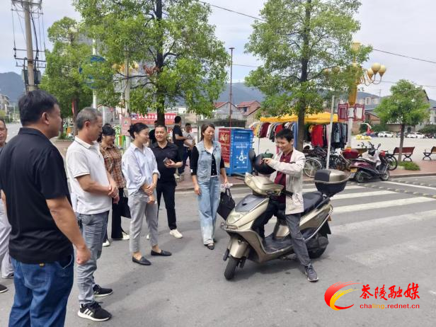 桃坑乡开展安全生产“三法一条例两办法”执法检查