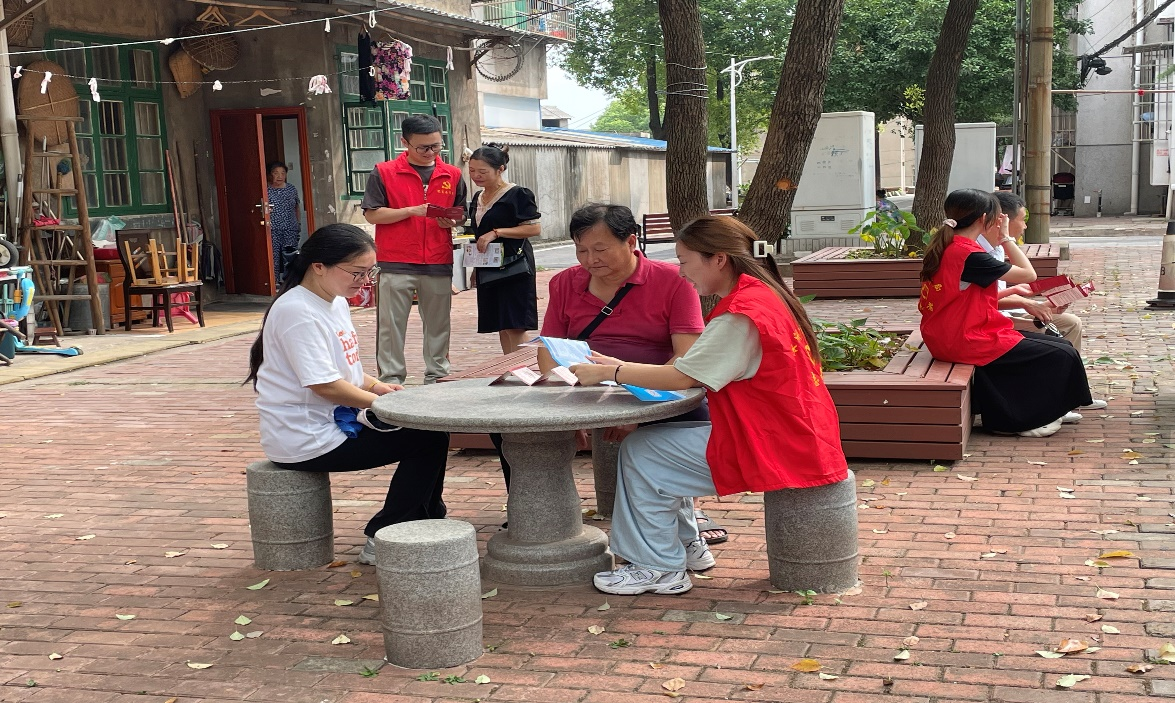 市统计局赴湘天桥社区开展中秋联欢暨统计进社区主题党日活动