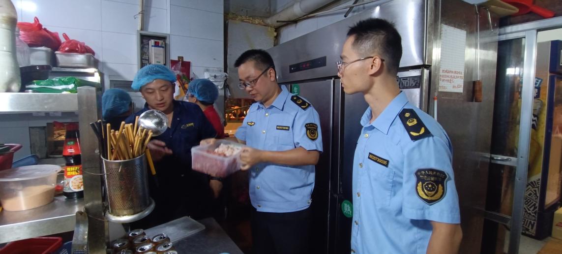 攸县市场监管局开展肉制品大检查，守护夜市好"食"光