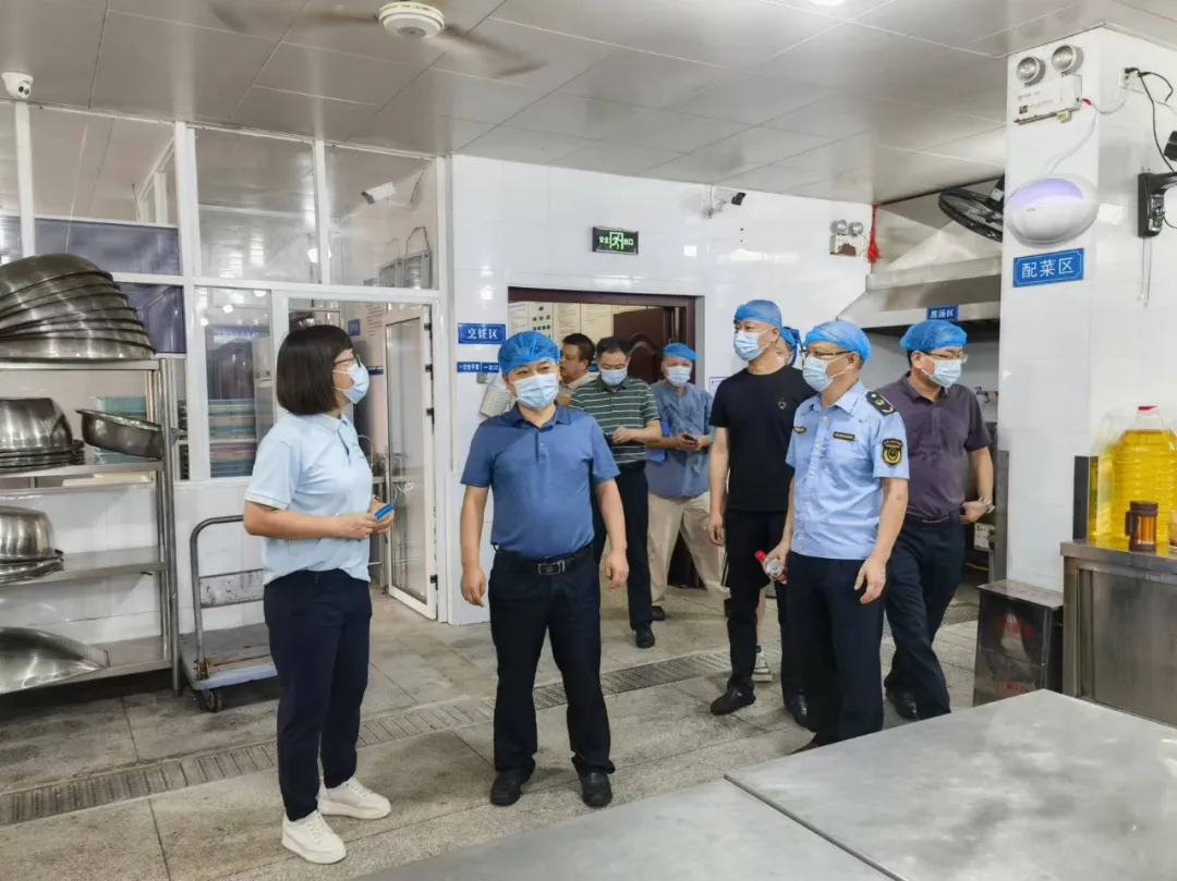 株洲市市场监管局多措并举护航开学第一餐